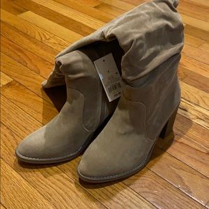 Universal Thread Heeled Boots